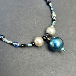 $2 with $5+  Bundle• 10" Handmade Bead Necklace Blue & Black JW-16